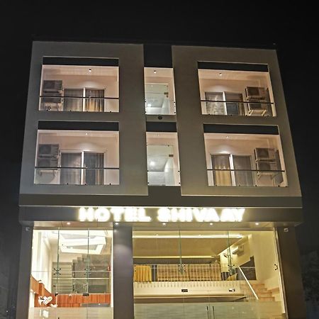 Hotel Treebo Shivaay Indore Zewnętrze zdjęcie