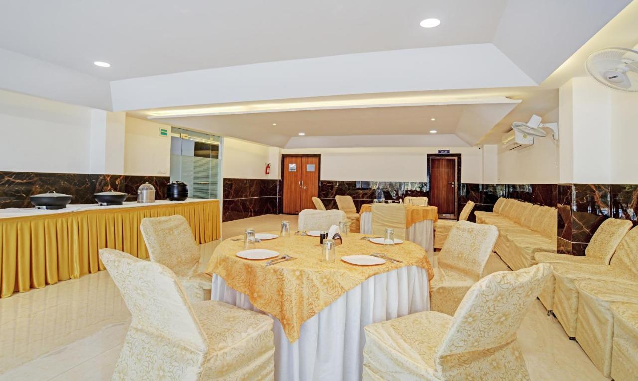 Hotel Treebo Shivaay Indore Zewnętrze zdjęcie
