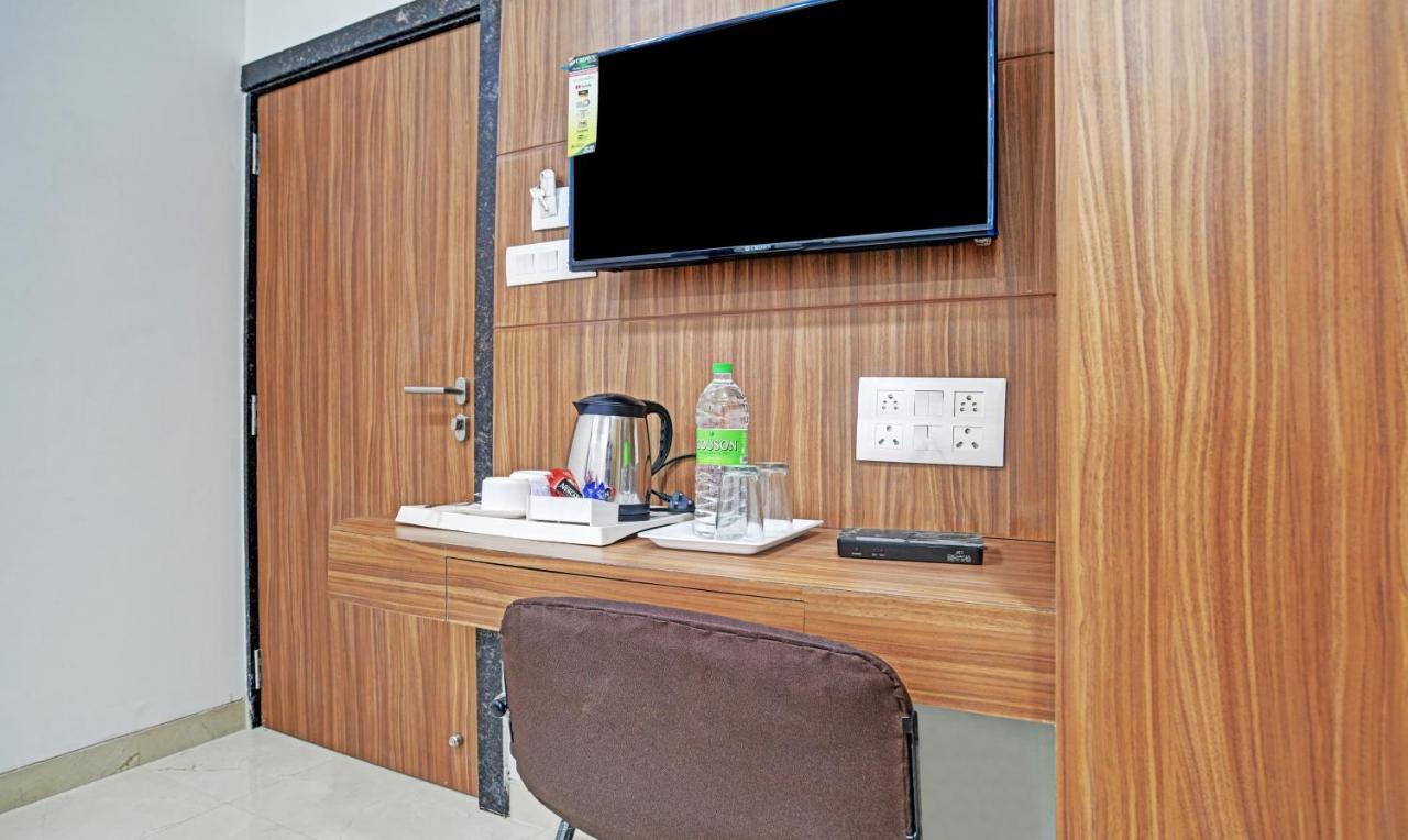 Hotel Treebo Shivaay Indore Zewnętrze zdjęcie