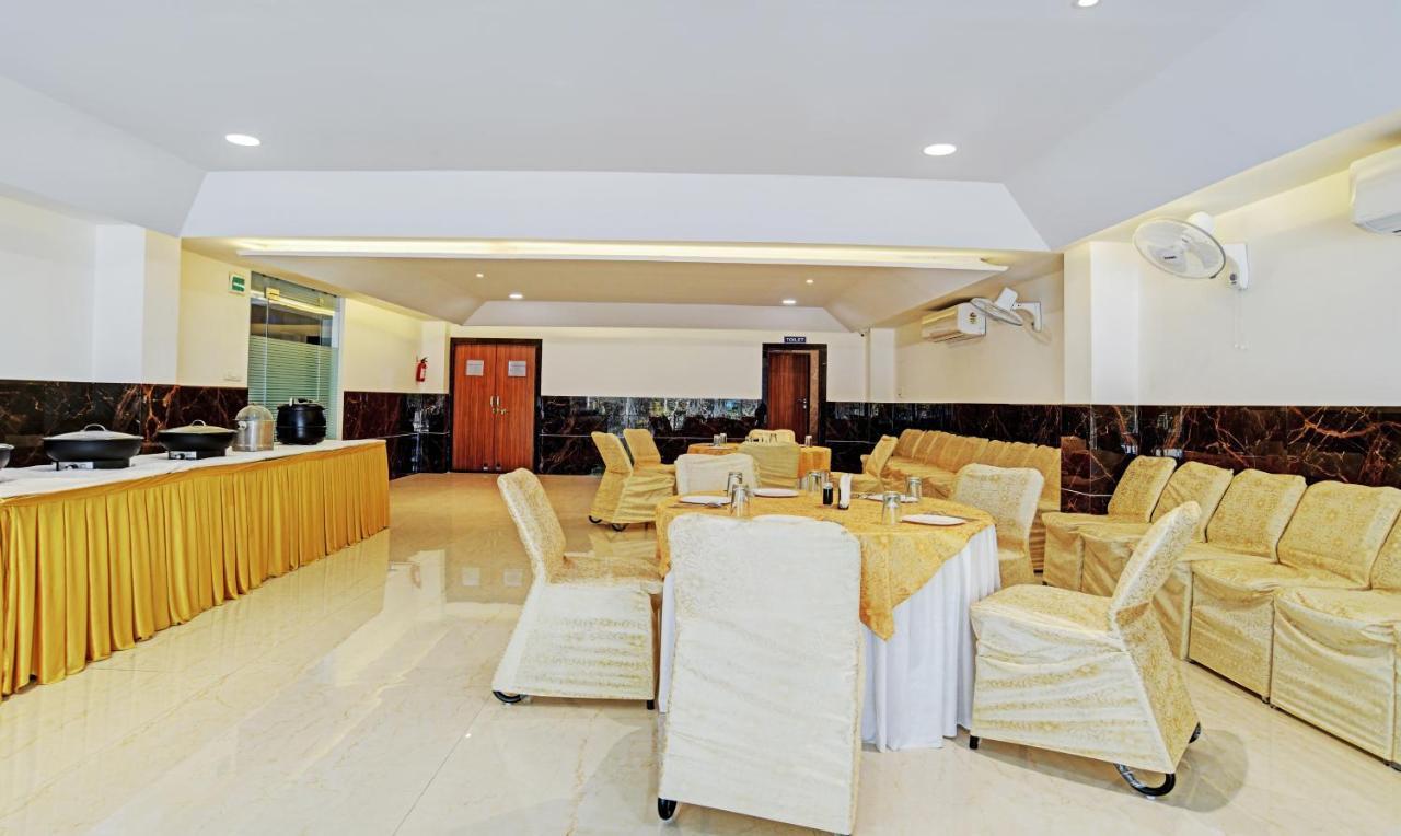 Hotel Treebo Shivaay Indore Zewnętrze zdjęcie